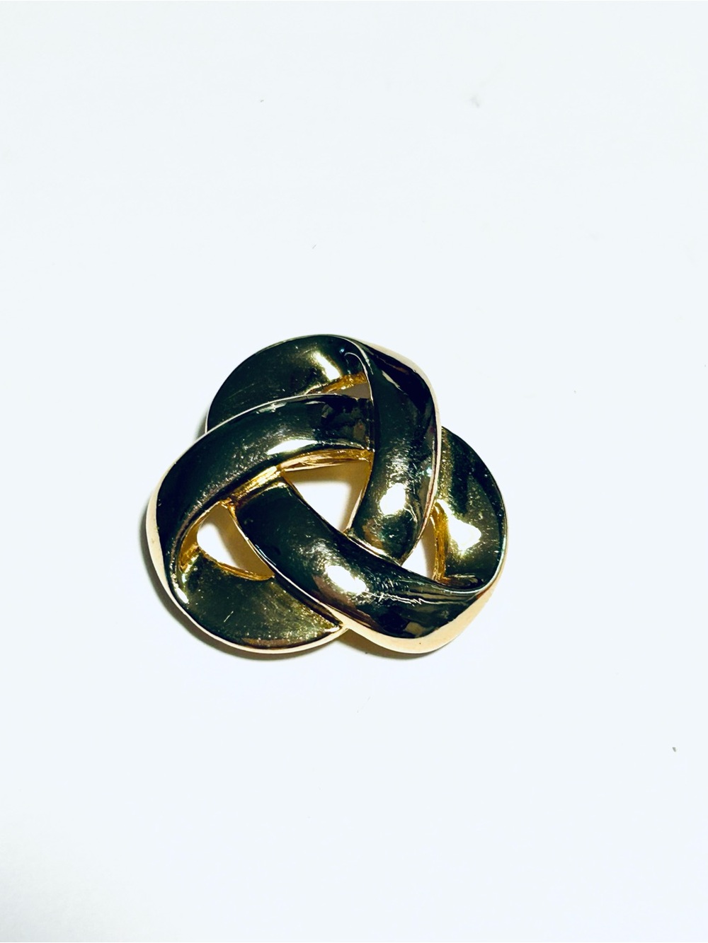 Gold Knot Fashion Brooch - Women's Jewelry